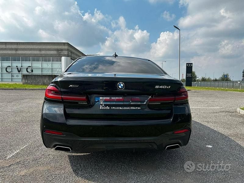Usata BMW 540 M Sport 320 CV (235 kW) 2023 Nero Berlina