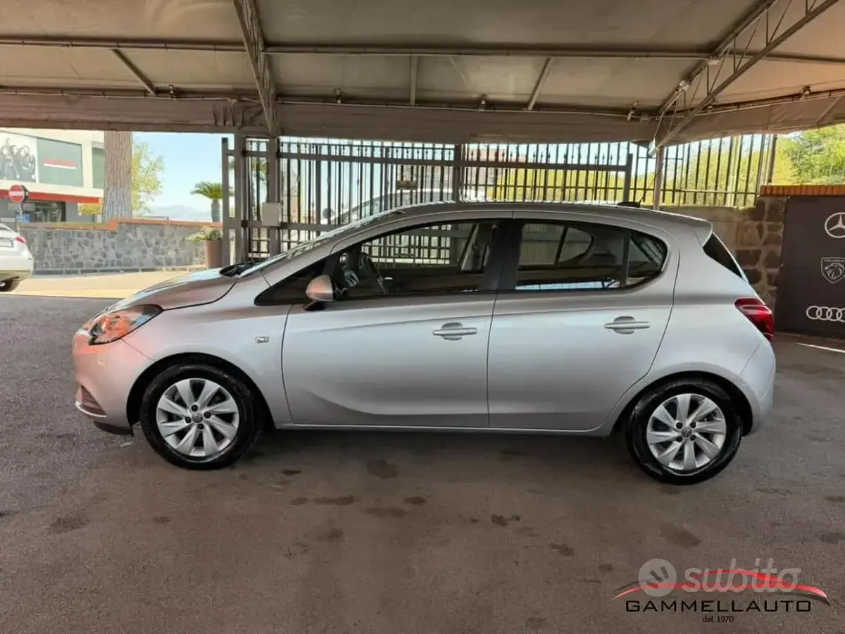 Usata Opel Corsa 75 CV (55 kW) 2019 Grigio Utilitaria