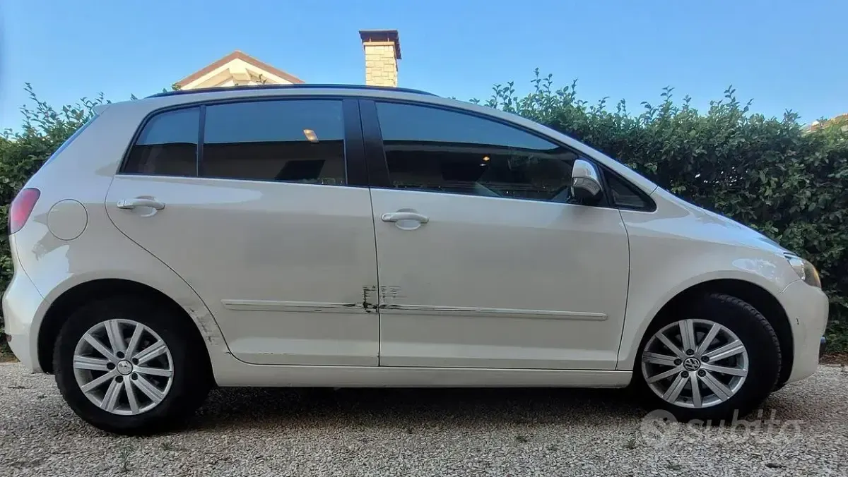 Usata VW Golf Plus 105 CV (77 kW) 2011 Bianco Monovolume