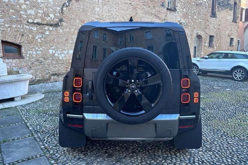 Usata Land Rover Defender HSE Dynamic 300 CV (220 kW) 2021 Grigio SUV