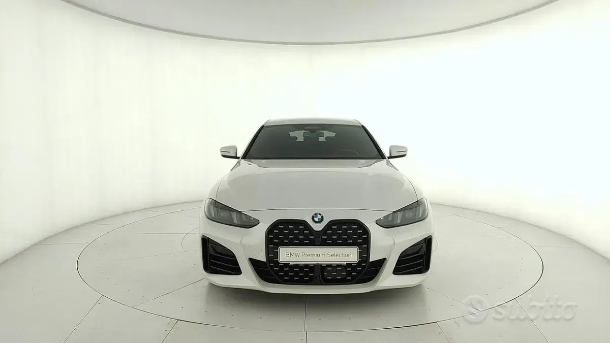 Usata BMW 420 190 CV (139 kW) 2025 Bianco Coupé