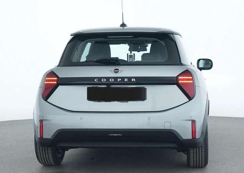 Usata Mini Cooper 156 CV (114 kW) 2025 Grigio Utilitaria