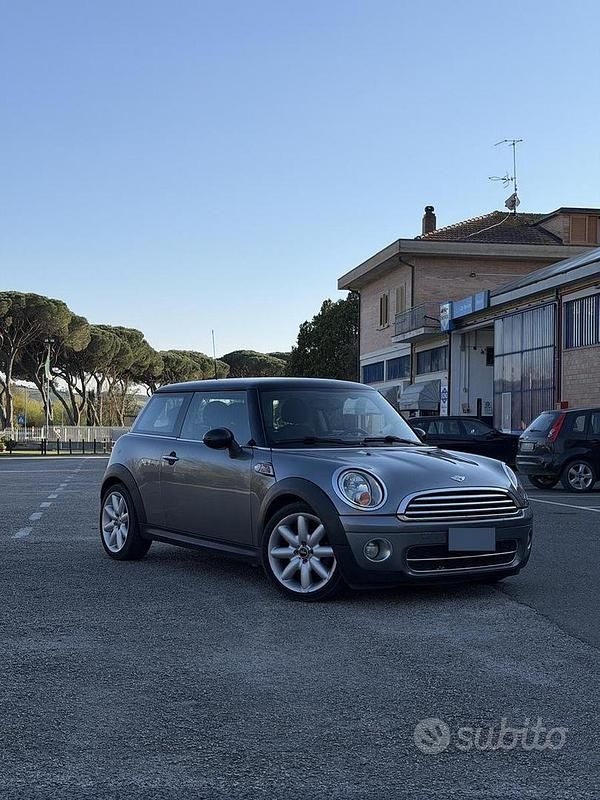 Usata Mini ONE 75 CV (55 kW) 2009 Grigio Utilitaria