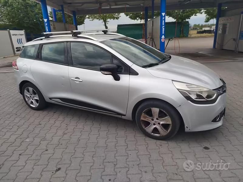Usata Renault Clio GrandTour 75 CV (55 kW) 2014 Grigio Station wagon