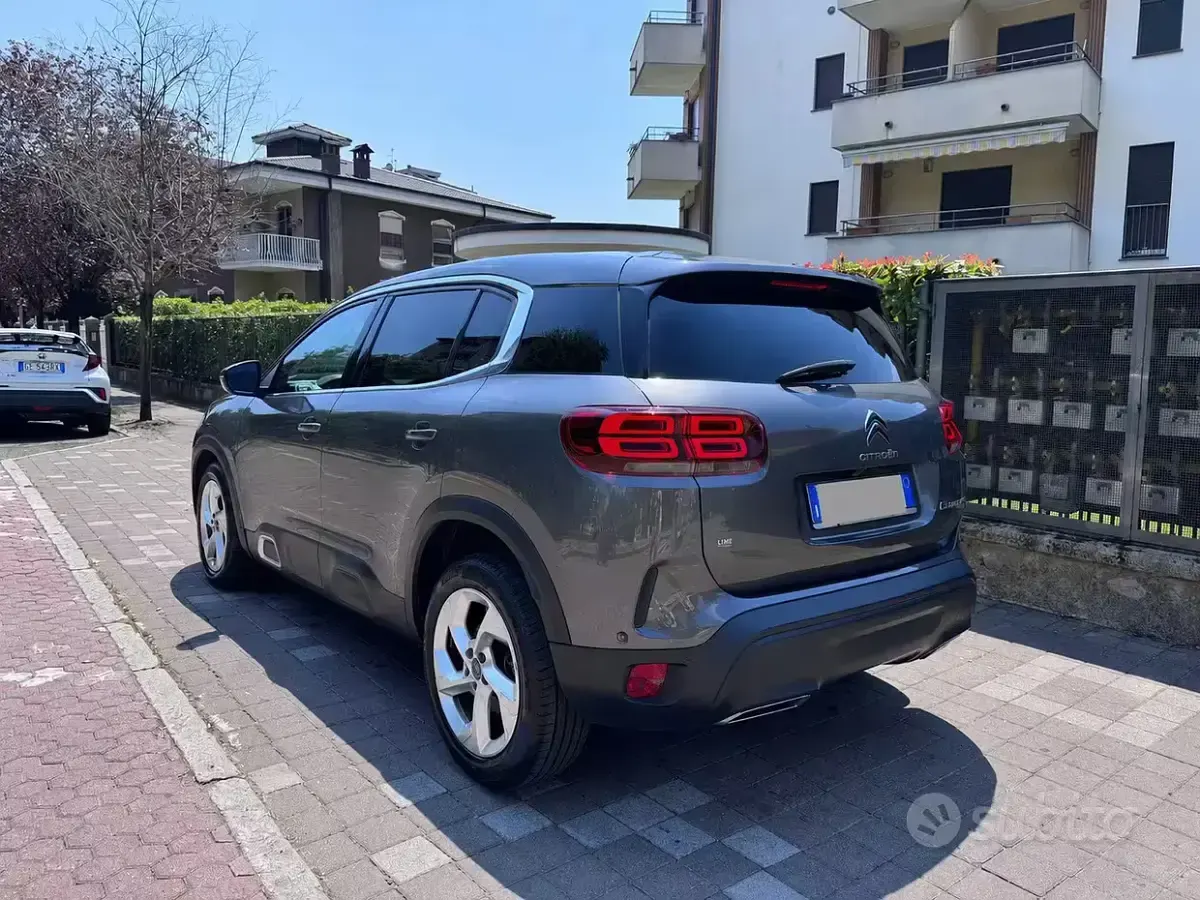 Usata Citroën C5 Shine 131 CV (96 kW) 2021 Grigio Station wagon