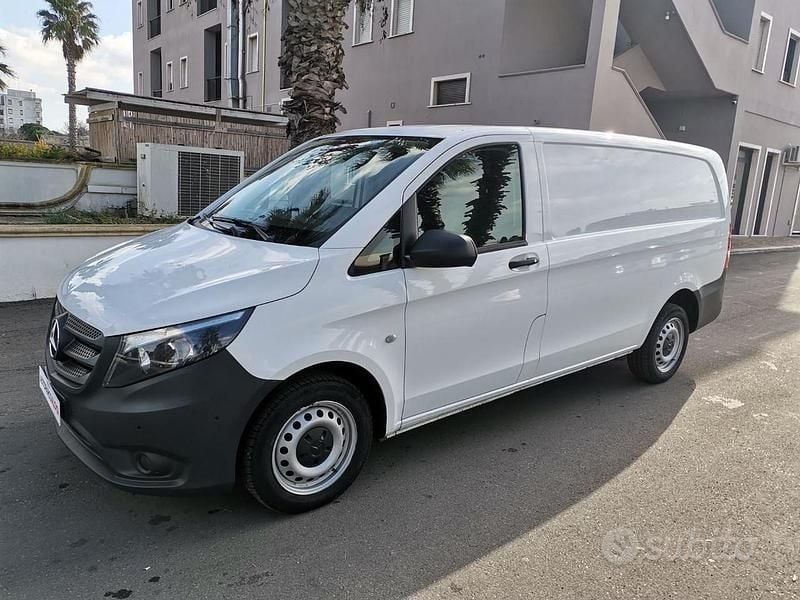Bianco Usata 2019 Mercedes Vito Furgone | 18.999 € (Super prezzo) - Immagine 1/4