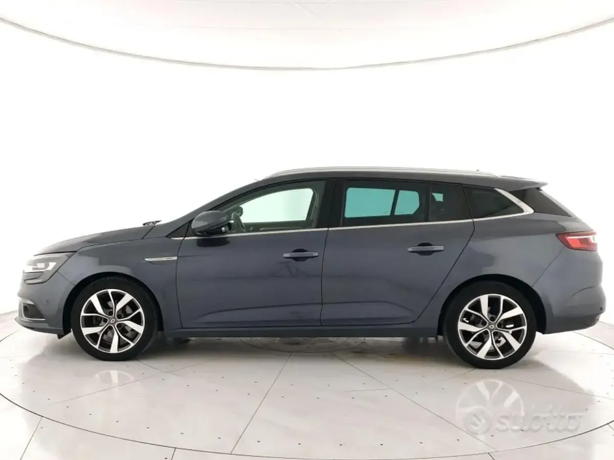 Usata Renault Mégane GrandTour Bose Edition 110 CV (80 kW) 2018 Bluazzurro Station wagon