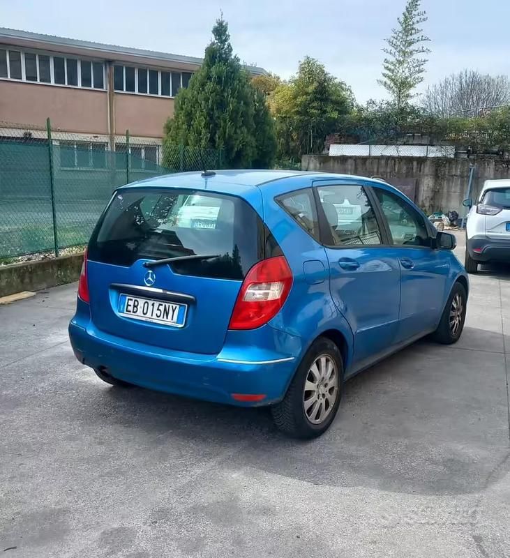 Usata Mercedes A150 2010 Blu Berlina