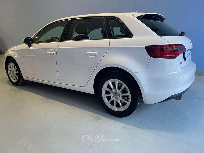 Usata Audi A3 Young 110 CV (80 kW) 2015 Bianco Berlina
