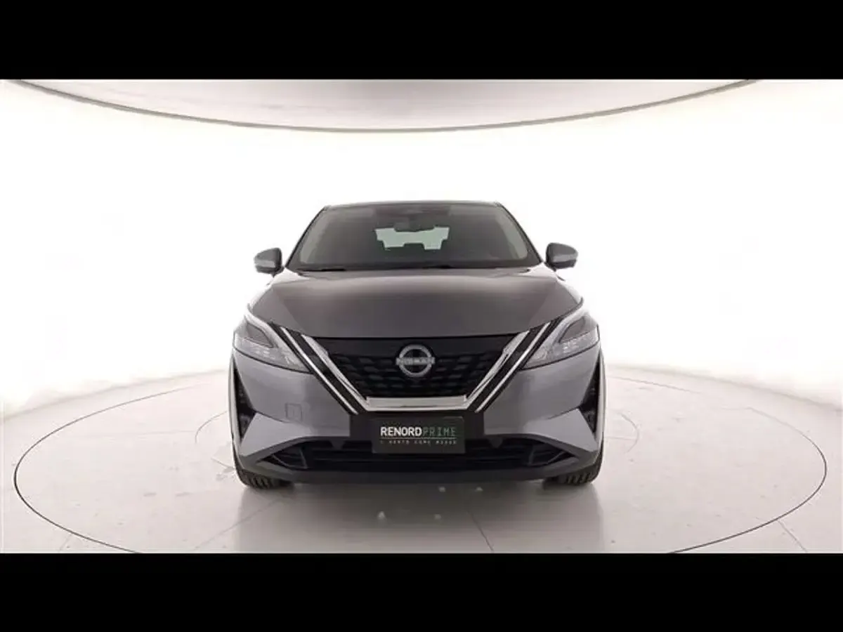 Usata Nissan Qashqai N-Connecta 190 CV (139 kW) 2022 Grigio scuro SUV