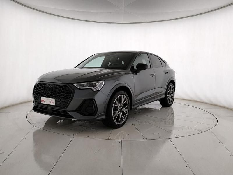 Grigio Usata 2025 Audi Q3 Sportback S-Line SUV | 47.900 € (Buon prezzo) - Immagine 1/4