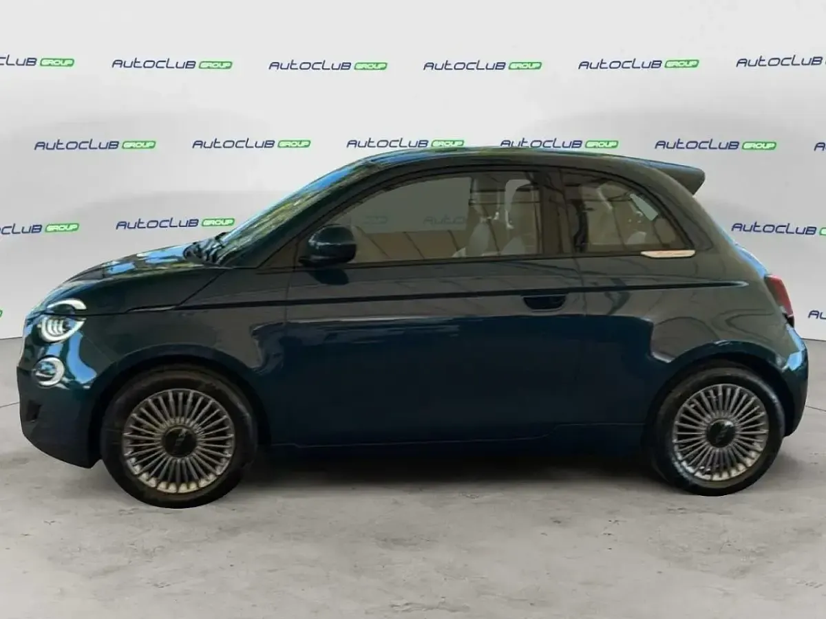Nuova Fiat 500 64 CV (47 kW) 2025 Blu Berlina