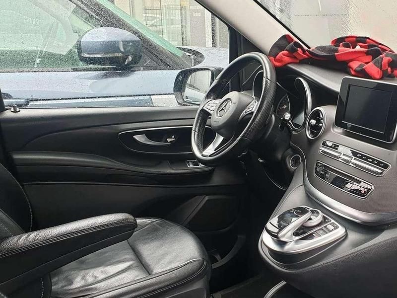 Usata Mercedes V250 190 CV (139 kW) 2016 Nero Monovolume