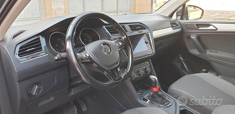 Usata VW Tiguan 150 CV (110 kW) 2018 Grigio SUV
