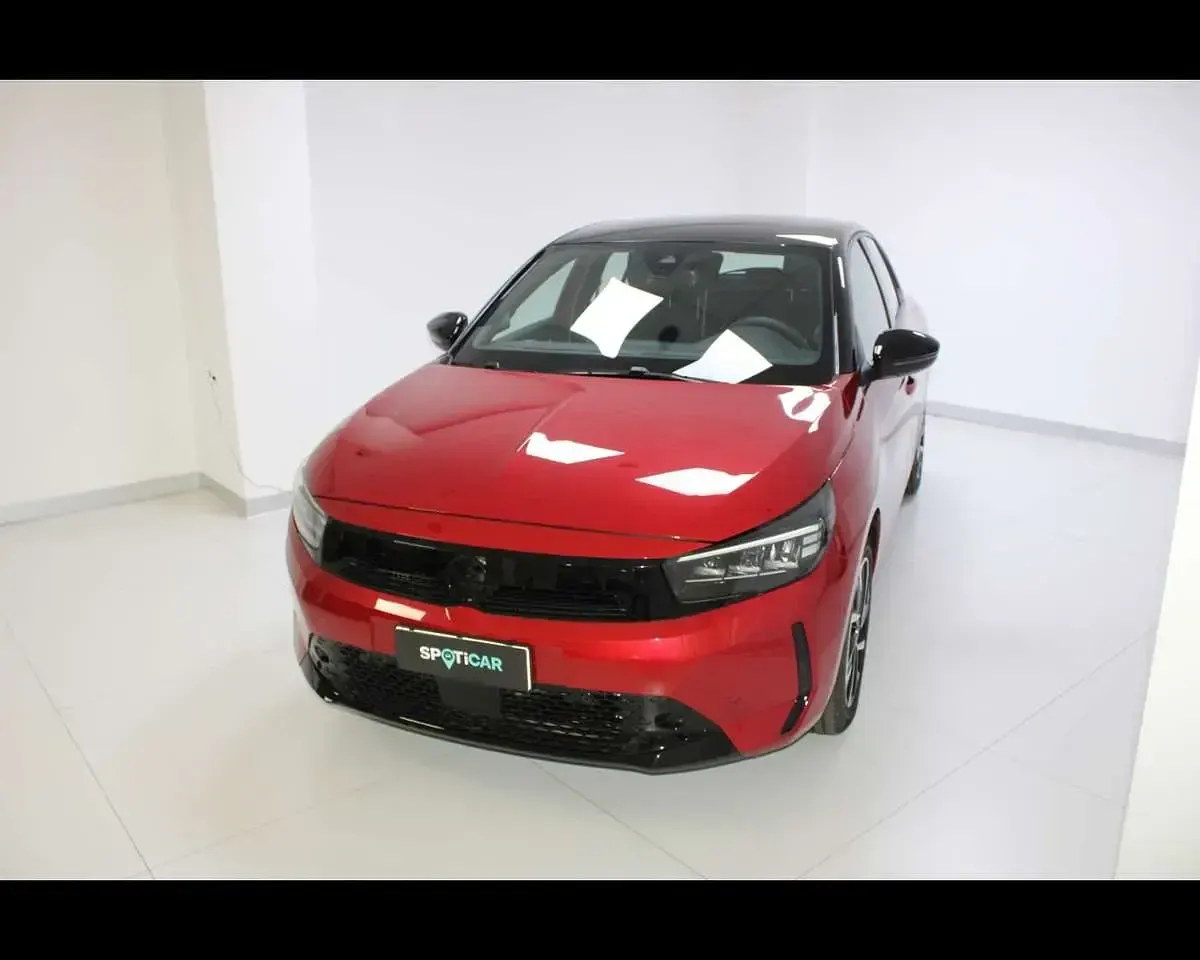 Usata Opel Corsa 101 CV (74 kW) 2025 Kardio red Utilitaria