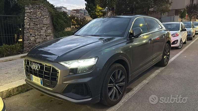 Nero Usata 2019 Audi Q8 Sport SUV | 41.000 € (Buon prezzo) - Immagine 1/4