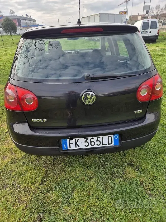 Usata VW Golf VI GT 105 CV (77 kW) 2008 Nero Utilitaria