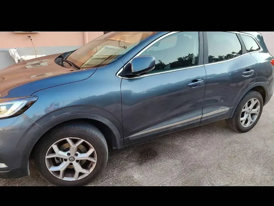 Usata Renault Kadjar 116 CV (85 kW) 2021 Blu/azzurro SUV