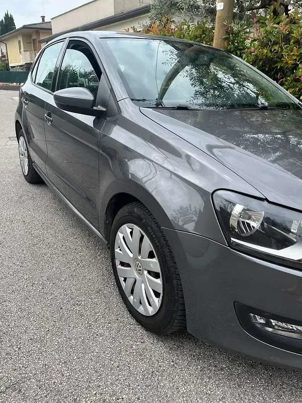 Usata VW Polo United 75 CV (55 kW) 2011 Grigio Utilitaria