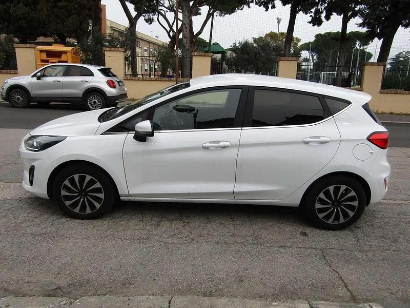 Usata Ford Fiesta Titanium 75 CV (55 kW) 2023 Bianco Utilitaria