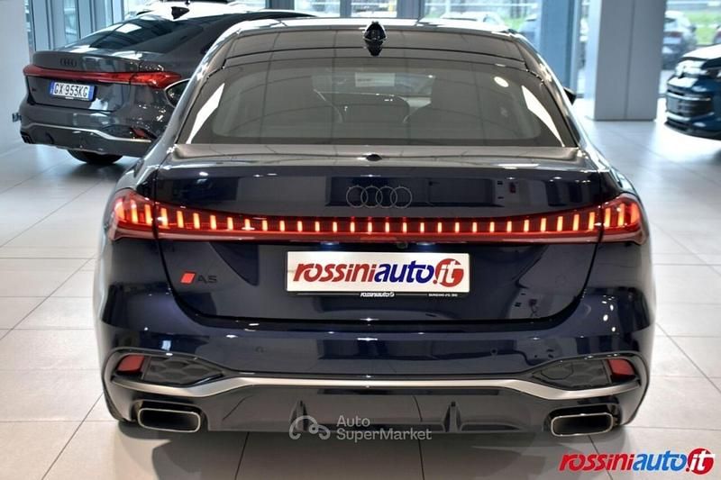 Usata Audi A5 S-Line 204 CV (150 kW) 2024 Blu Berlina
