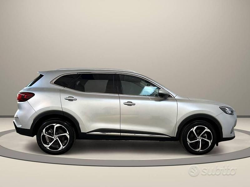 Usata MG HS Luxury 162 CV (119 kW) 2024 Grigio / metallizzato SUV