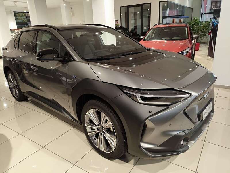 Usata Subaru Solterra 72 kW (98 CV) 2024 Grigio SUV