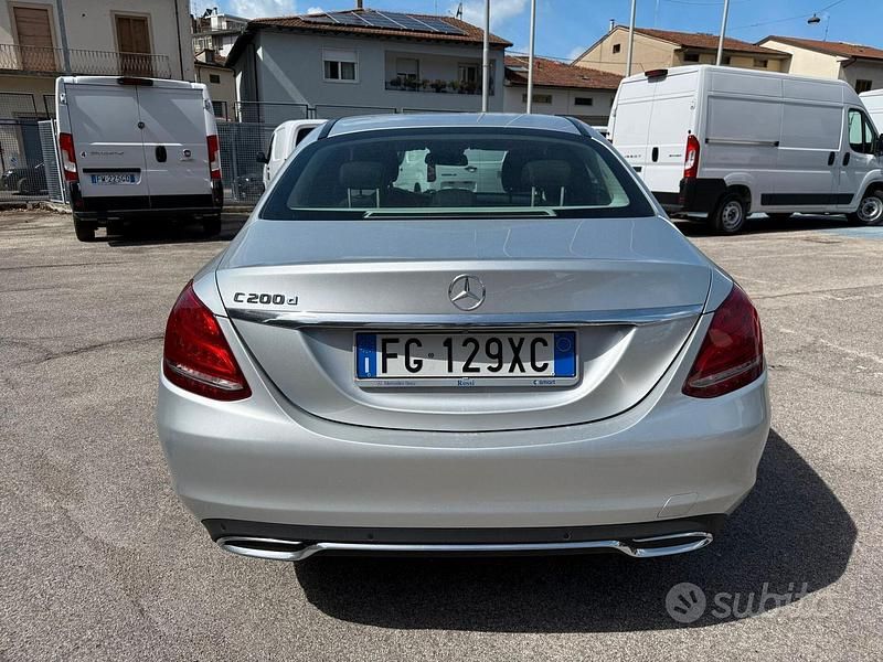 Usata Mercedes C200 Premium 136 CV (100 kW) 2016 Grigio Berlina