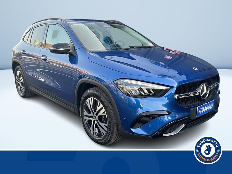 Usata Mercedes GLA200 Advanced 150 CV (110 kW) 2025 Blu metallizzato SUV