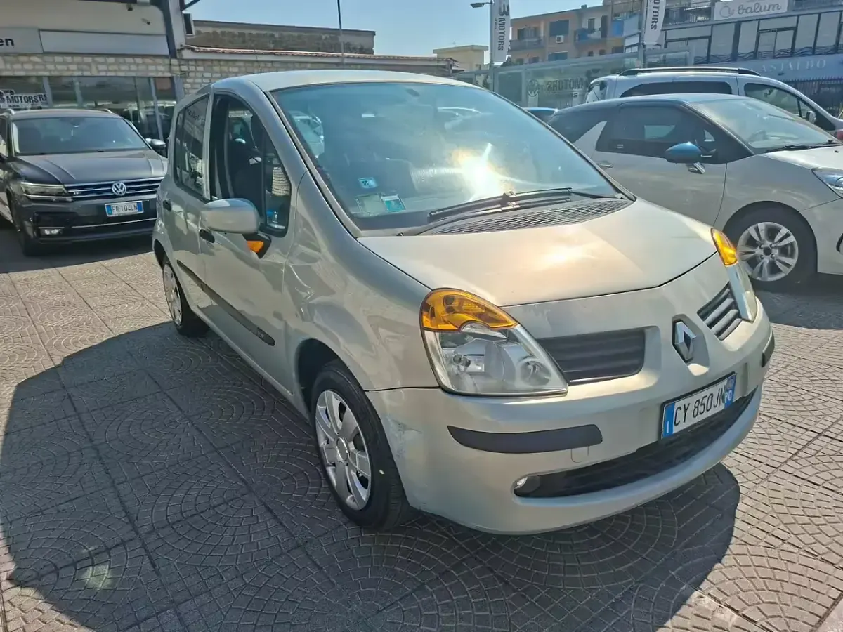 Usata Renault Modus 75 CV (55 kW) 2006 Blu Monovolume