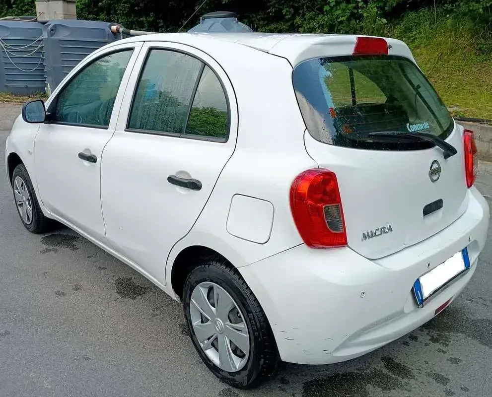 Usata Nissan Micra Visia 80 CV (58 kW) 2015 Bianco Utilitaria