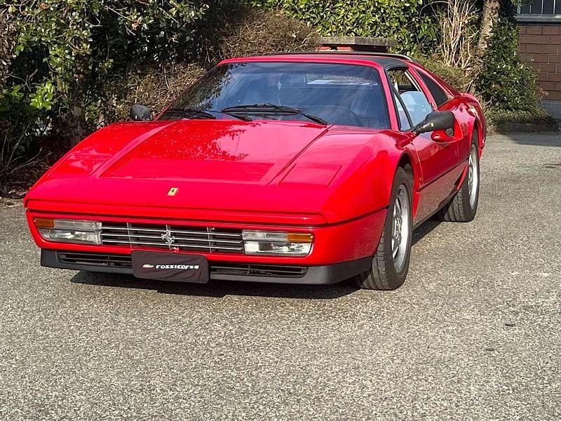 Usata Ferrari 208 253 CV (186 kW) 1988 Rosso Coupé