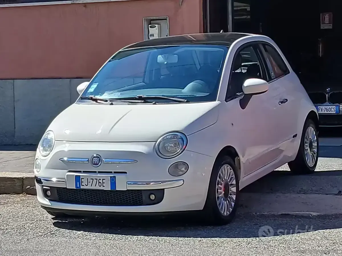 Usata Fiat 500 Lounge 69 CV (50 kW) 2011 Bianco Berlina