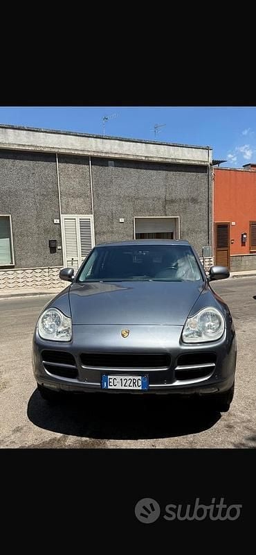 Usata 2004 Porsche Cayenne SUV | 7000 € (Ottimo prezzo) - Immagine 1/4