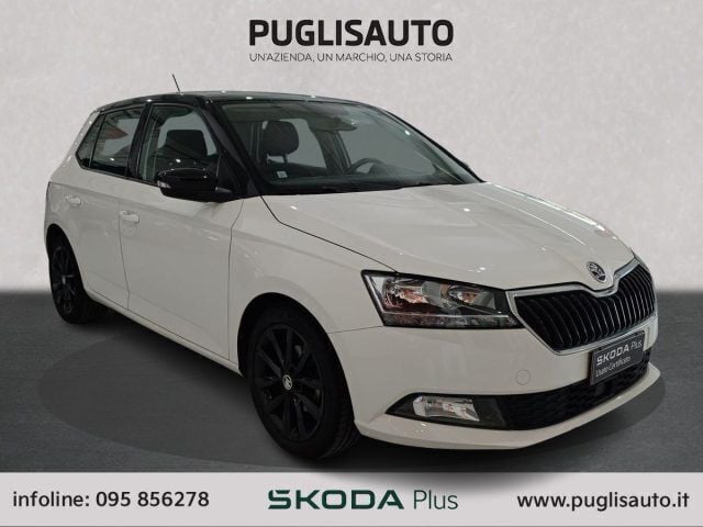 Bianco(met.) Usata 2021 Skoda Fabia Tre volumi | 12.500 € (Buon prezzo) - Immagine 1/4