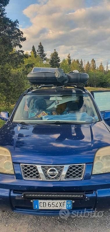 Blu Usata 2004 Nissan X-Trail SUV | 1500 € (Ottimo prezzo) - Immagine 1/4