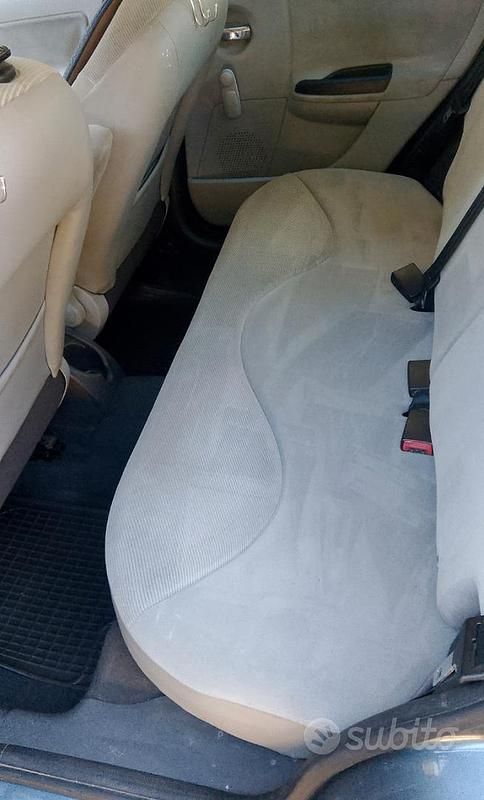 Usata Citroën C3 60 CV (44 kW) 2002 Grigio Utilitaria