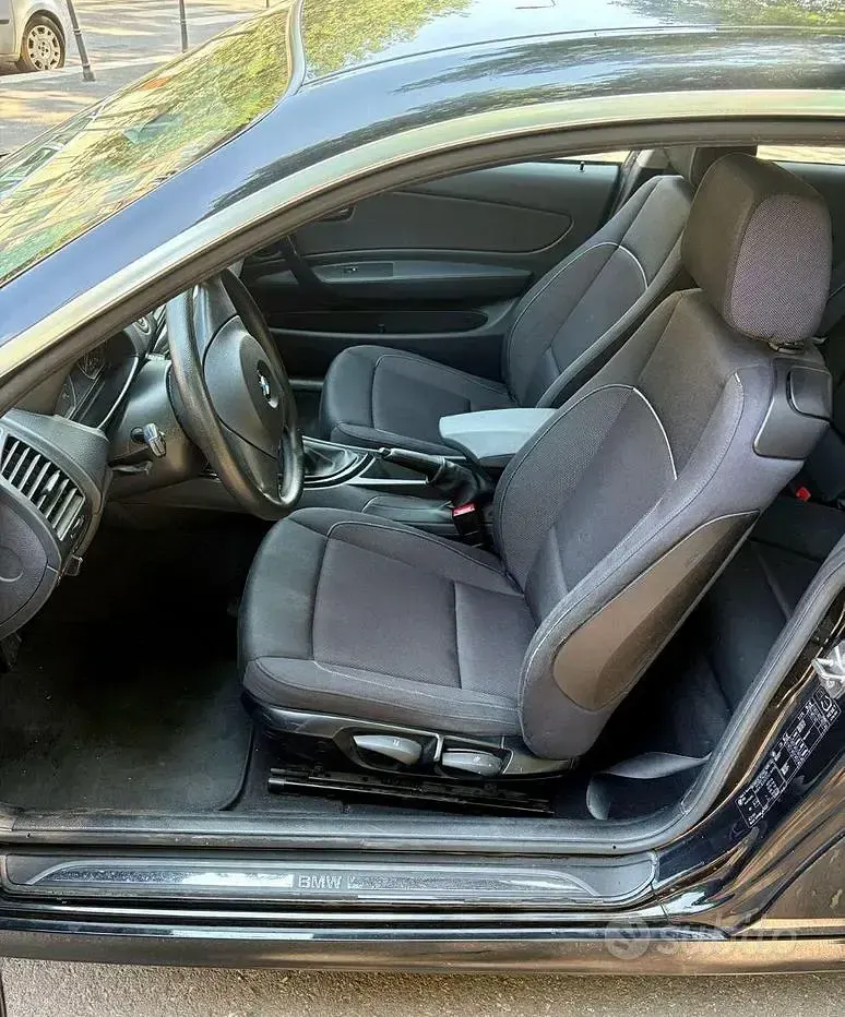 Usata BMW 118 143 CV (105 kW) 2009 Nero Utilitaria