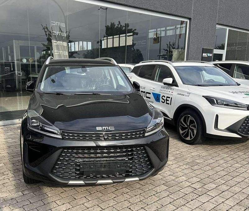 Nuova EMC SEI 113 CV (83 kW) 2025 Bianco SUV