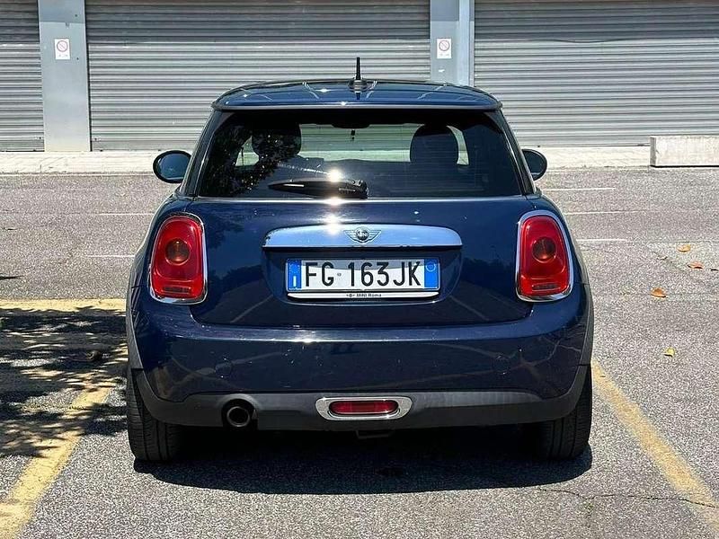 Usata Mini ONE 102 CV (75 kW) 2016 Blu/azzurro Utilitaria