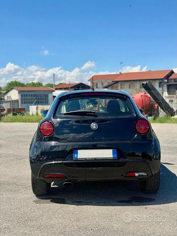 Usata Alfa Romeo MiTo 95 CV (69 kW) 2011 Nero Utilitaria