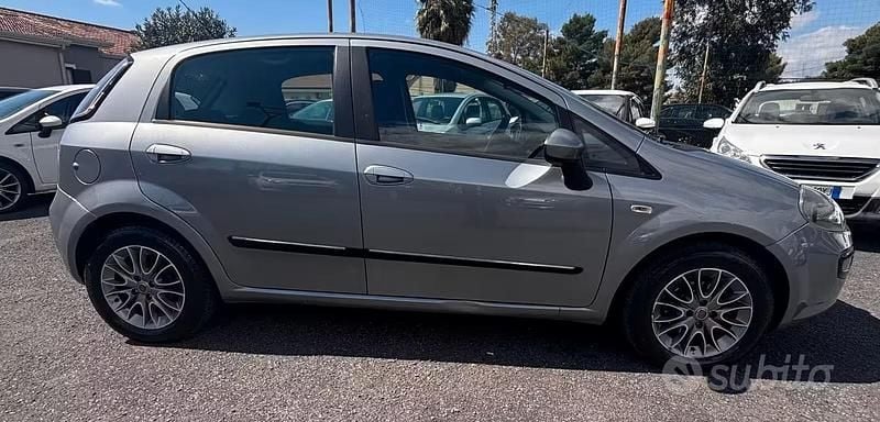 Usata Fiat Punto Evo S 75 CV (55 kW) 2011 Grigio Utilitaria