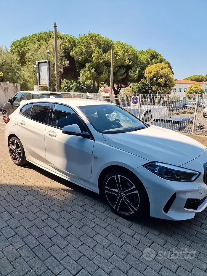 Usata BMW 118 M Sport 150 CV (110 kW) 2024 Bianco Utilitaria