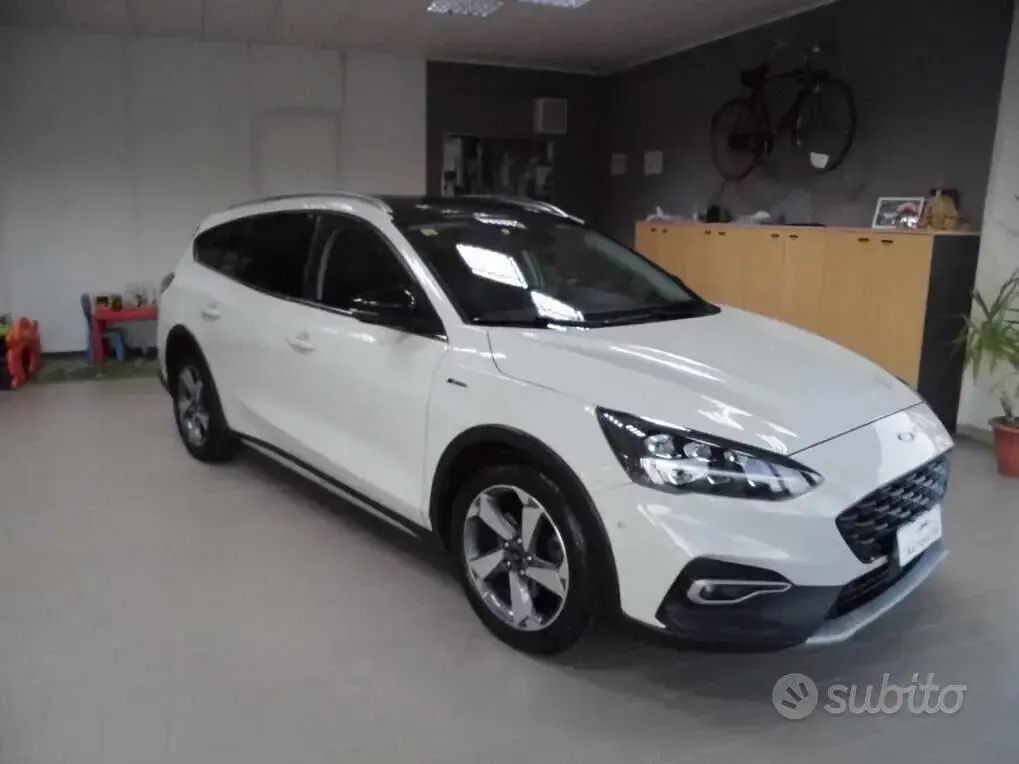 Usata Ford Focus Active X 150 CV (110 kW) 2020 Bianco Station wagon