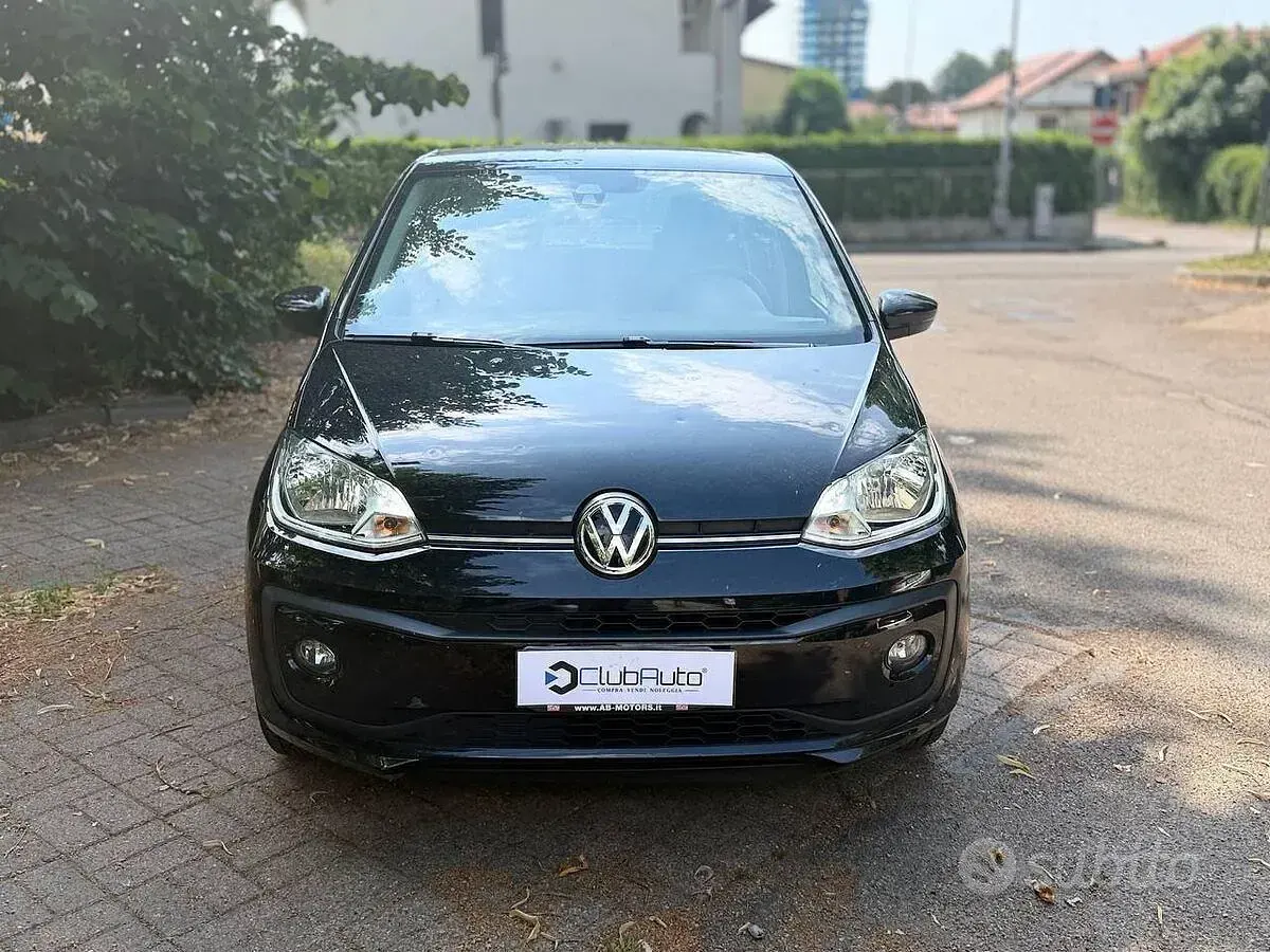 Usata VW up! take up! 68 CV (50 kW) 2018 Nero Utilitaria