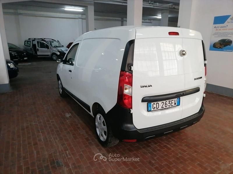 Usata Dacia Dokker 110 CV (80 kW) 2020 Bianco Monovolume