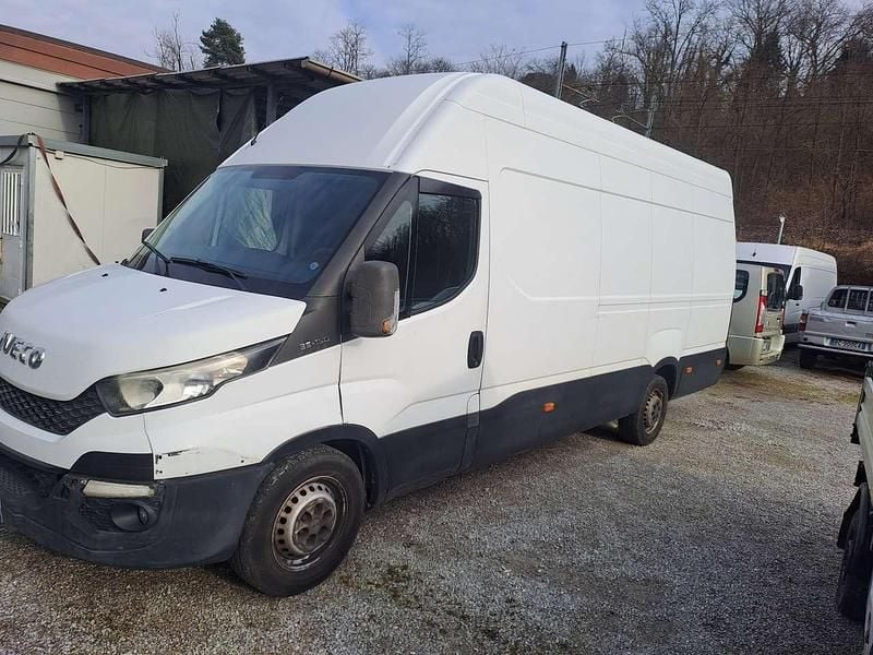 Usata Iveco Daily 145 CV (106 kW) 2015 Other Furgone