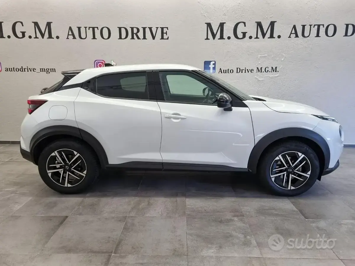 Usata Nissan Juke N-Connecta 114 CV (83 kW) 2025 Bianco SUV