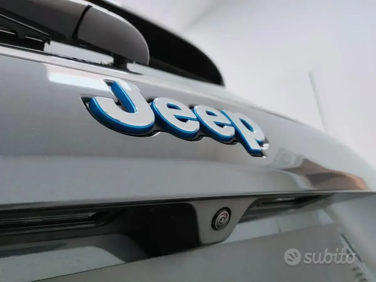 Usata Jeep Compass 130 CV (95 kW) 2022 Grigio SUV