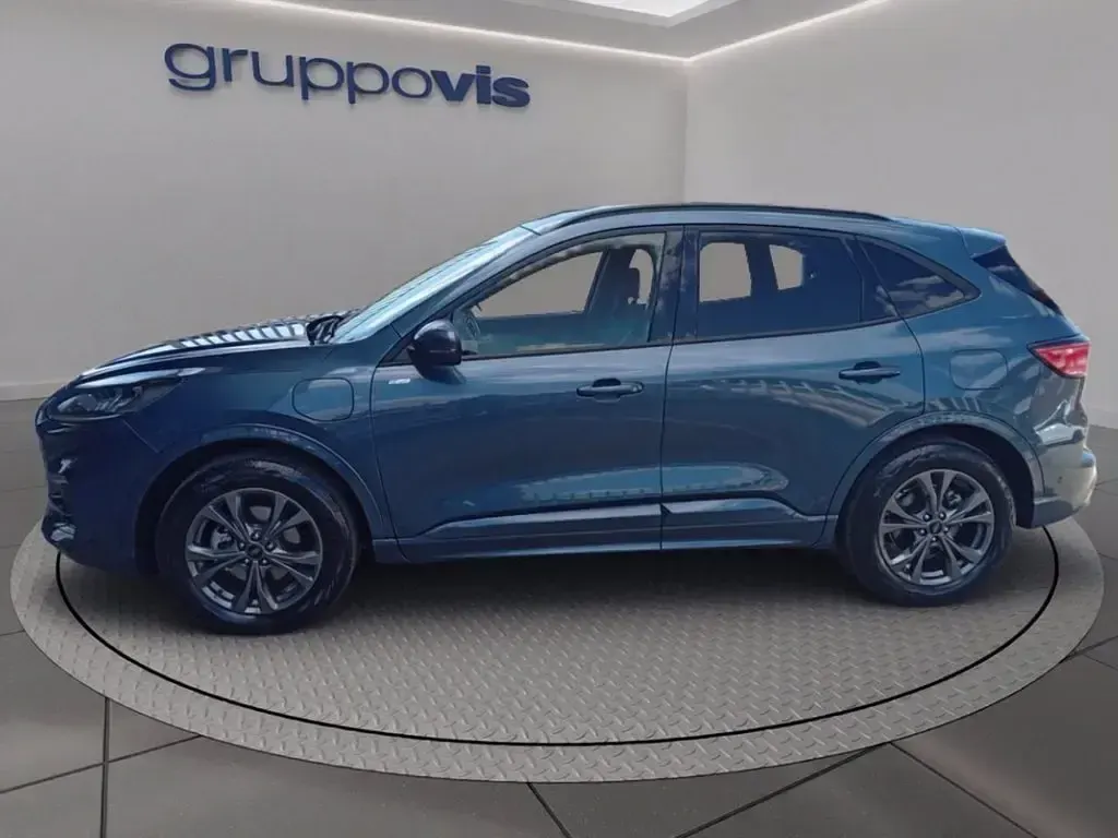 Usata Ford Kuga ST-Line X 225 CV (165 kW) 2024 Chrome blue SUV